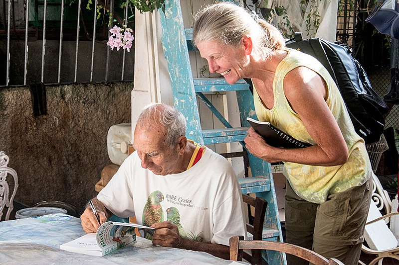 Orlando Garrido signs Joan (and my) copy of the "Field Guide tp the Birds of Cuba"